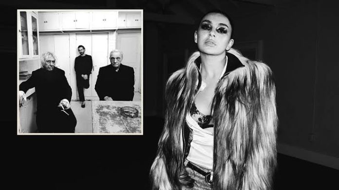 Charli XCX presenta un disco lleno de introspección
