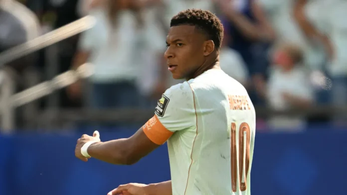 Mbappé brilla y Francia elimina a Marruecos