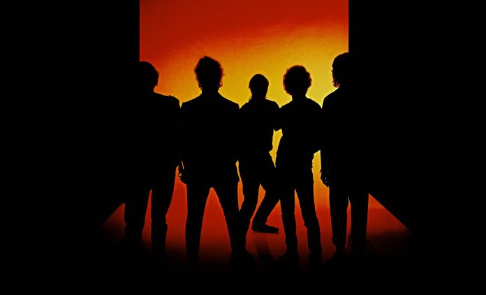 Así suena Reality Awaits, el regreso de The Strokes